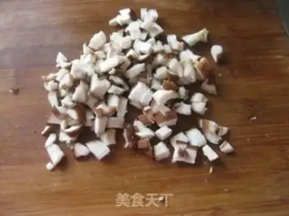 Make A meat bag with mushroom sauce step 0