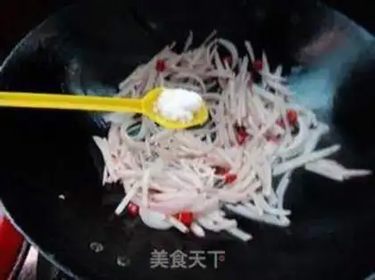 Make Onion fried radish step 5