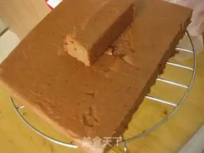 Make Red sugar date sponge cake step 14