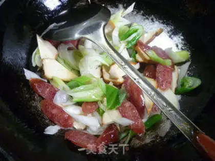Make Scrambled sausages onions step 6