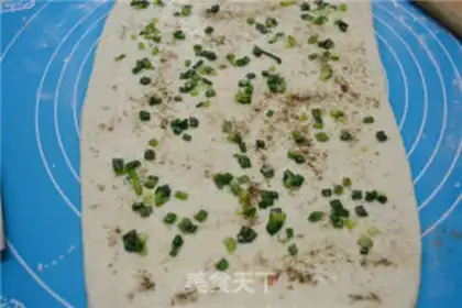 Make Precious ham onion rolls step 9