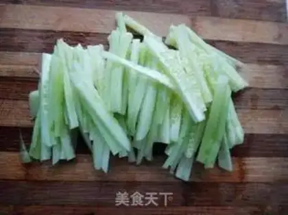 Make Garlic cucumber step 0