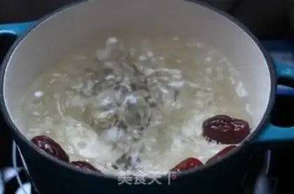 Make Silver ear bone soup step 4