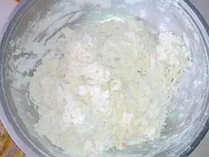 Make Biscuit cabbage bun step 1