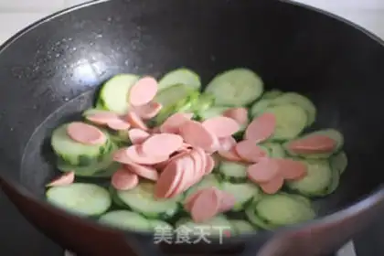 Make Cucumber ham and sausage step 5