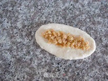 Make Sesame pine bread step 9