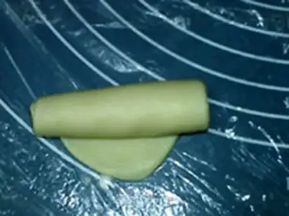 Make Sioux five-man ham moon cake step 11
