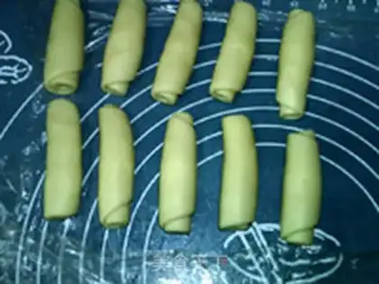 Make Sioux five-man ham moon cake step 12