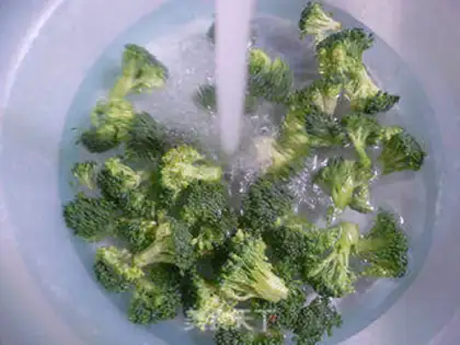 Make Peanut rice for broccoli step 1