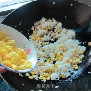 Make Sweet corn fried rice step 5