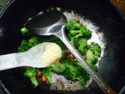 Make Peanut rice for broccoli step 6