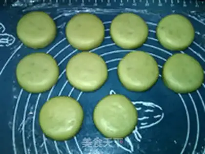 Make Sioux five-man ham moon cake step 22