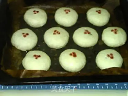 Make Sioux five-man ham moon cake step 26