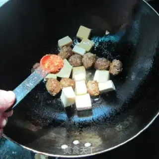 Make Maroon tofu soup step 5