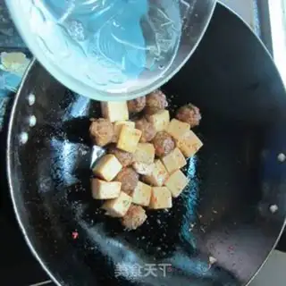 Make Maroon tofu soup step 6