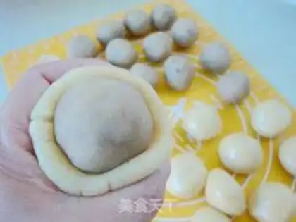 Make White bean mooncake step 5