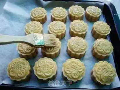 Make White bean mooncake step 8