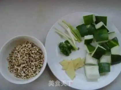 Make Pork soup step 1