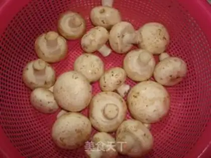 Make Scramble mushrooms step 0