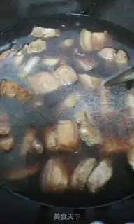 Make Quail egg red pork step 5