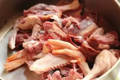 Make Old duck-tip soup step 1
