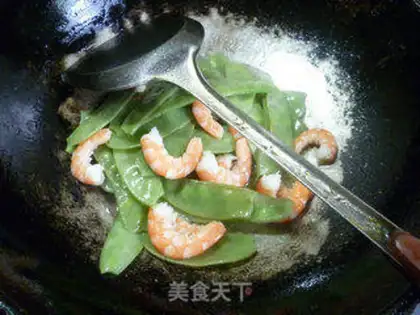Make Shrimp fried lentils step 4