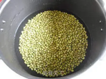Make Homemade green bean sand step 1