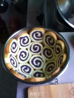 Make Potato Tombs cake step 11