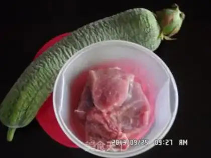 Make Meatball melon soup step 0