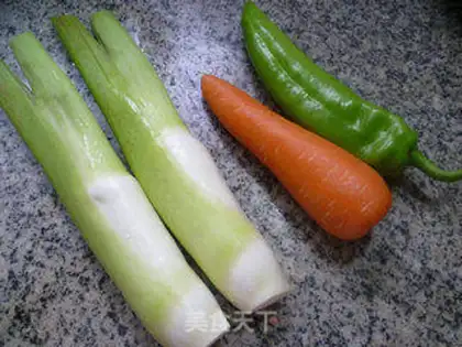 Make Carrot with white silk step 0