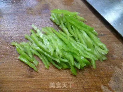 Make Carrot with white silk step 6