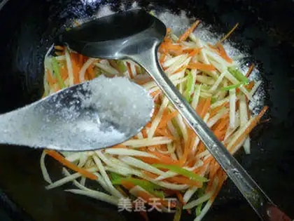 Make Carrot with white silk step 10
