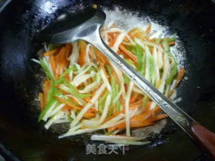 Make Carrot with white silk step 13
