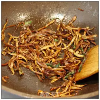 Make The dryer tore the apricot mushrooms step 6