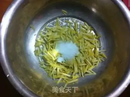 Make A grapefruit tea step 2