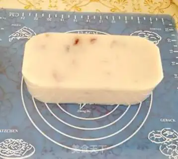 Make Rose cream step 15