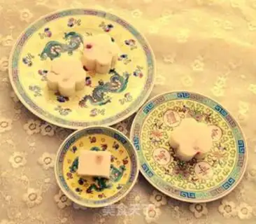 Make Rose cream step 17