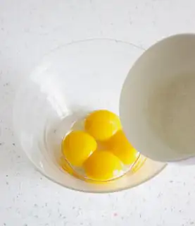 Make Yogurt cheesemus step 0