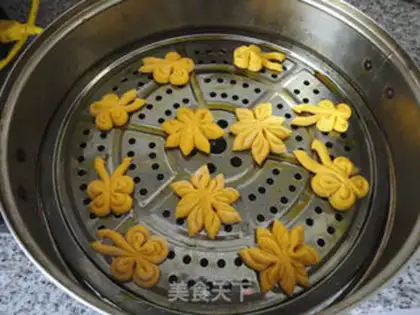 Make Pumpkin butterflies step 12