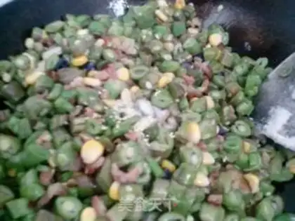 Make Four seasons of bean rice step 5
