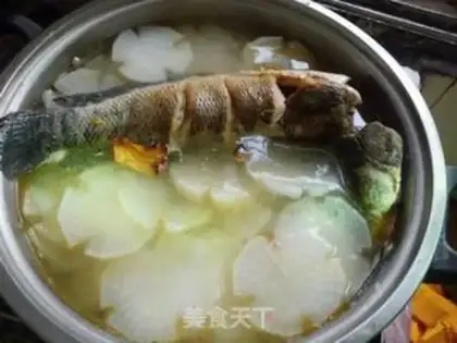 Make Black fish and radish turn around step 6