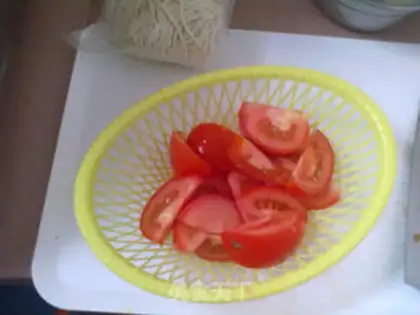 Make Tomato egg noodles step 5
