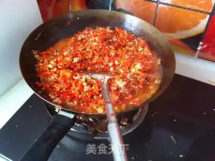 Make Homemade chili sauce step 7