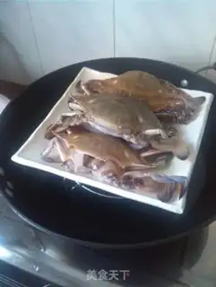 Make Pork crabs steam eggs step 1