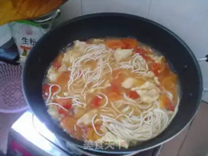 Make Tomato egg noodles step 15