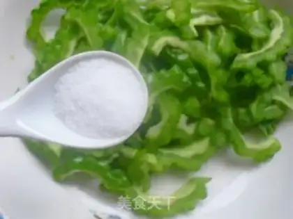 Make Scrambled melon pills step 2