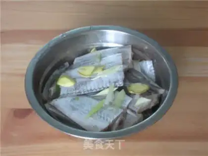 Make Red-fried fish step 0