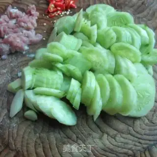Make Fish cucumber step 2