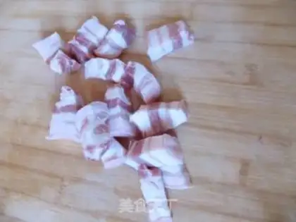 Make Garlic red meat step 1