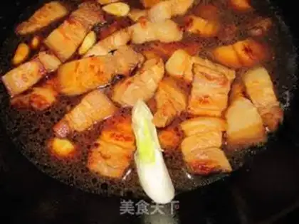 Make Garlic red meat step 17